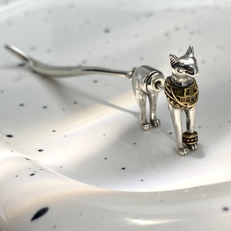 Classy Two-Tone Cat Stud Earrings