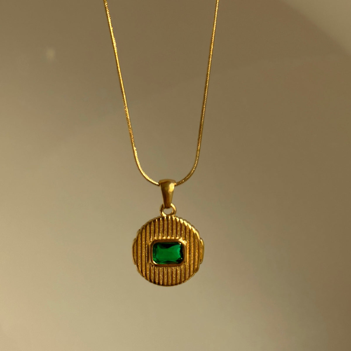 Vintage Textured Disc Snake Chain Necklace