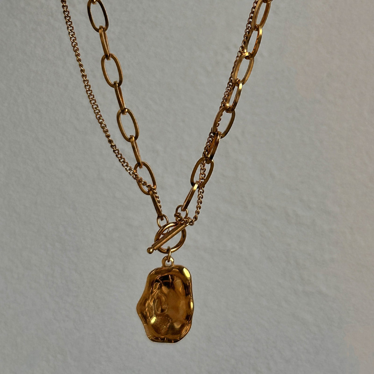 Classy Irregular Baroque OT Toggle Necklace