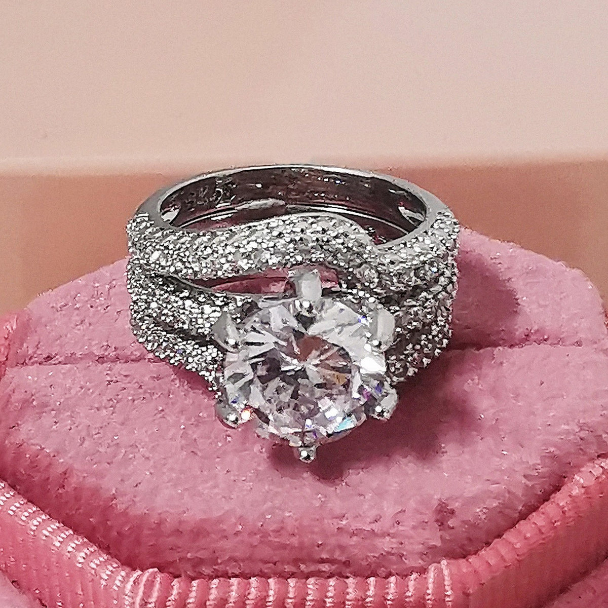 Classy Round Zirconia 3pc Ring Set