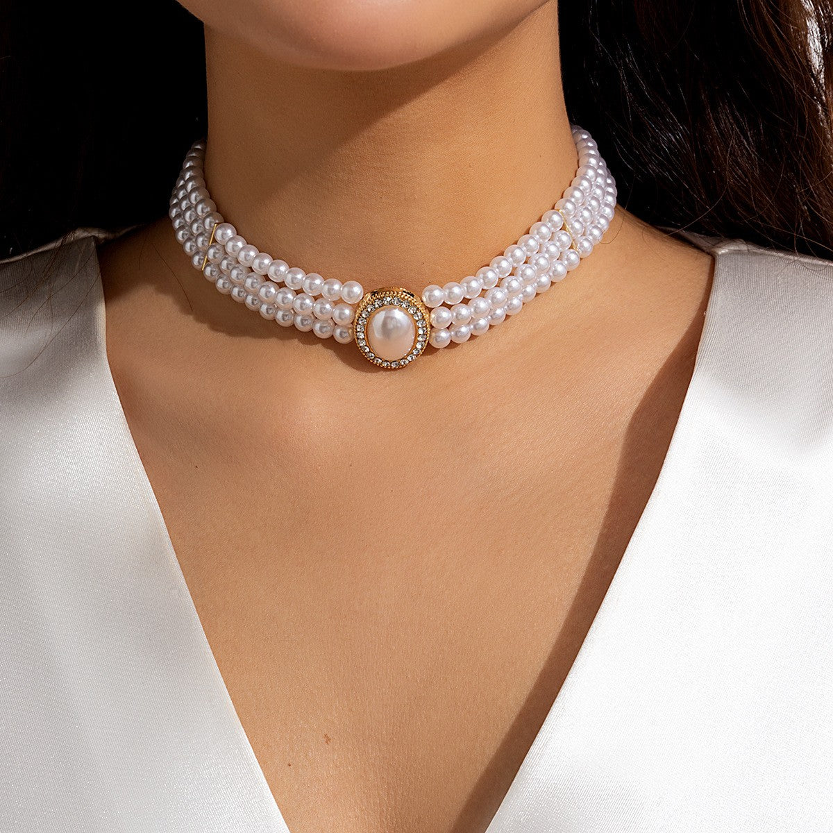 Classy Vintage Oval Pearl Choker Necklace