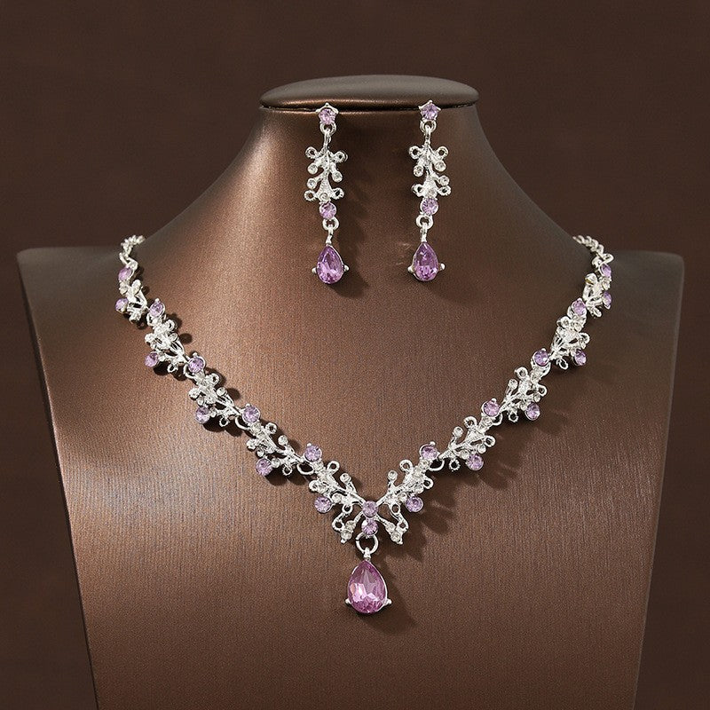 Classy Floral Teardrop Necklace & Earring Set
