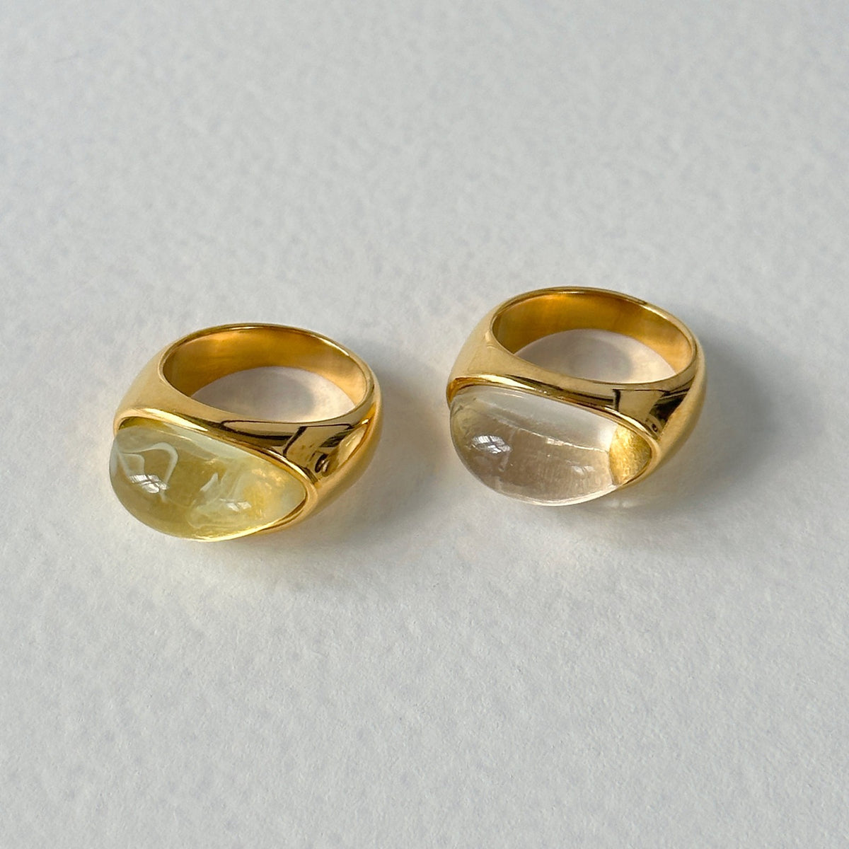 14k Elegant Translucent Resin Signet Ring