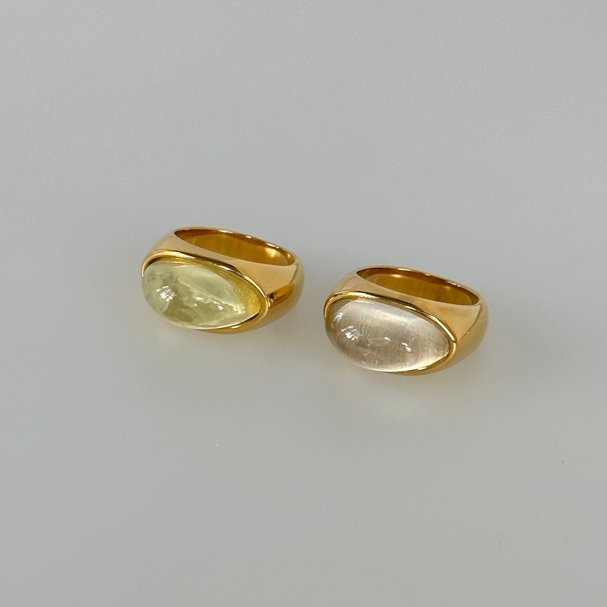 14k Elegant Translucent Resin Signet Ring