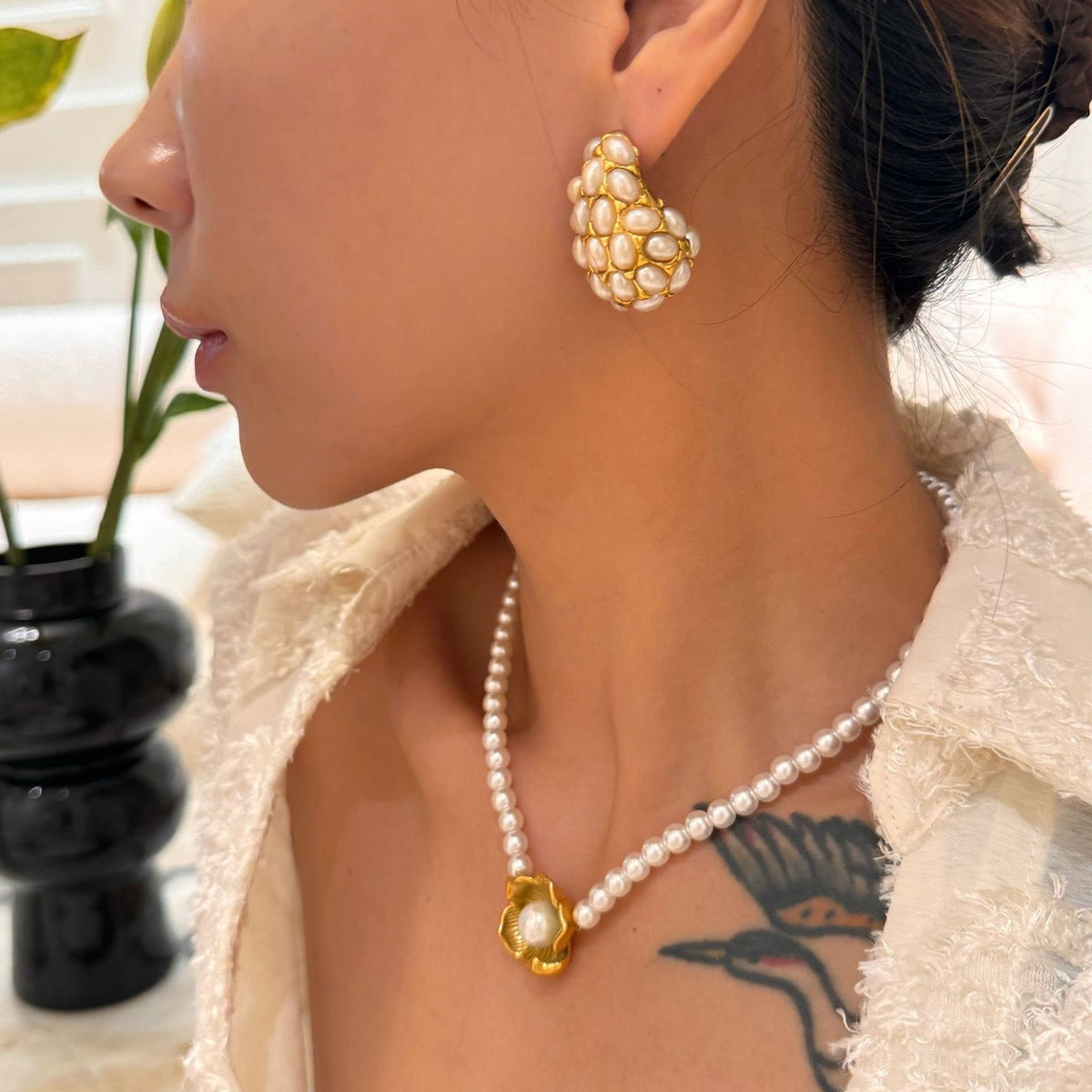 18k Classy Faux Pearl Teardrop Stud Earrings
