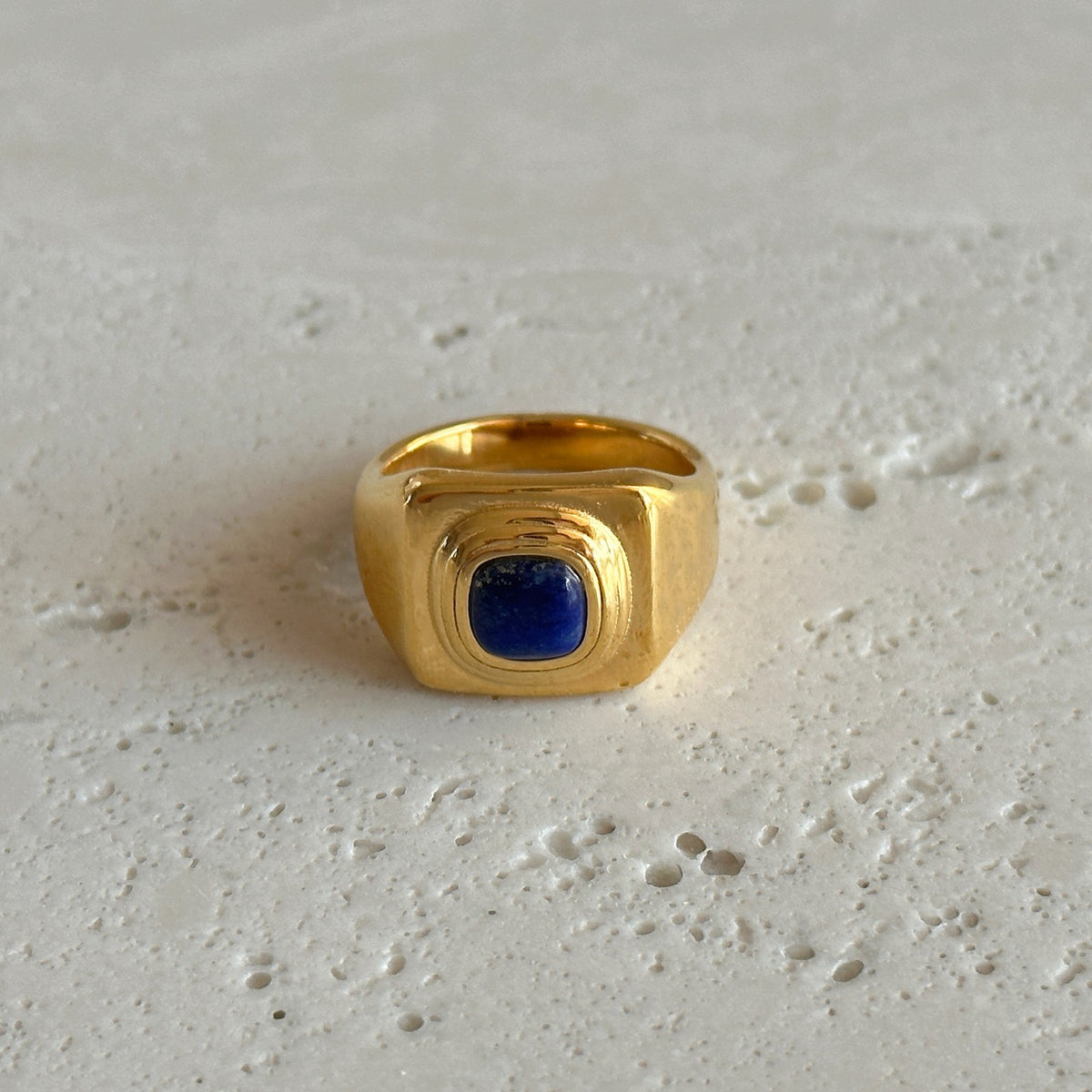 18k Classy Geometric Stone Signet Ring