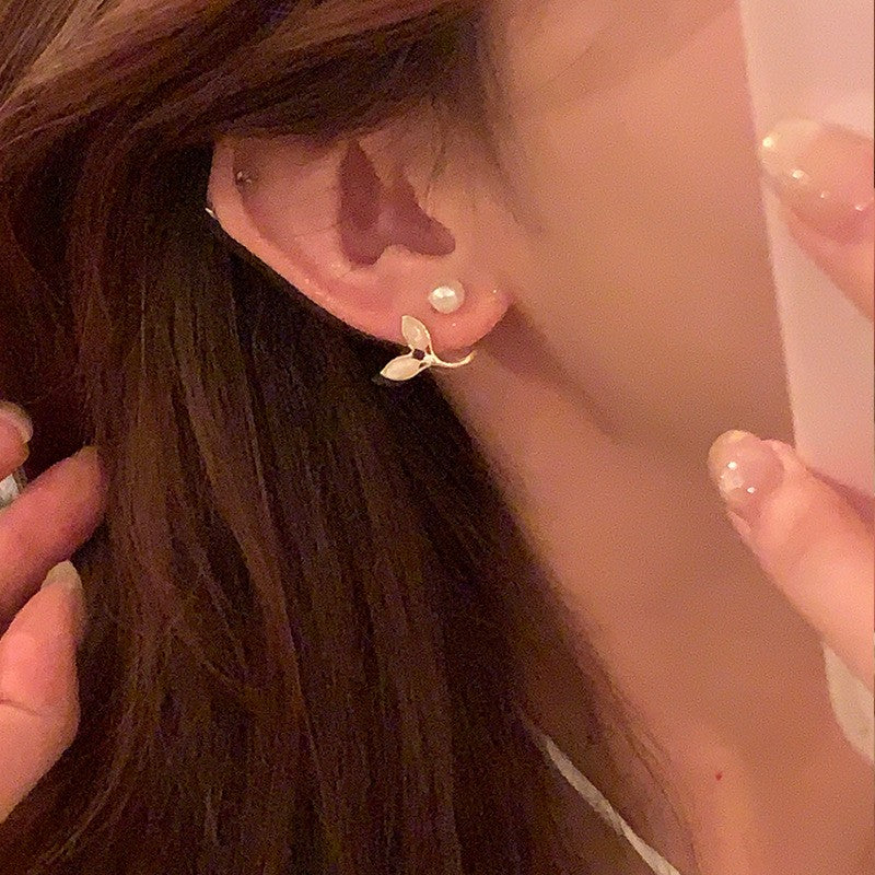 Dainty Faux Pearl Fishtail Ear Jacket Earrings