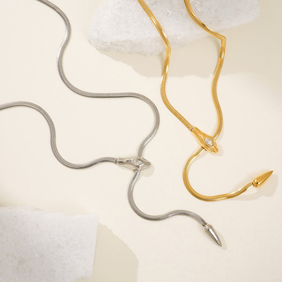 Vintage Teardrop Snake Lariat Necklace