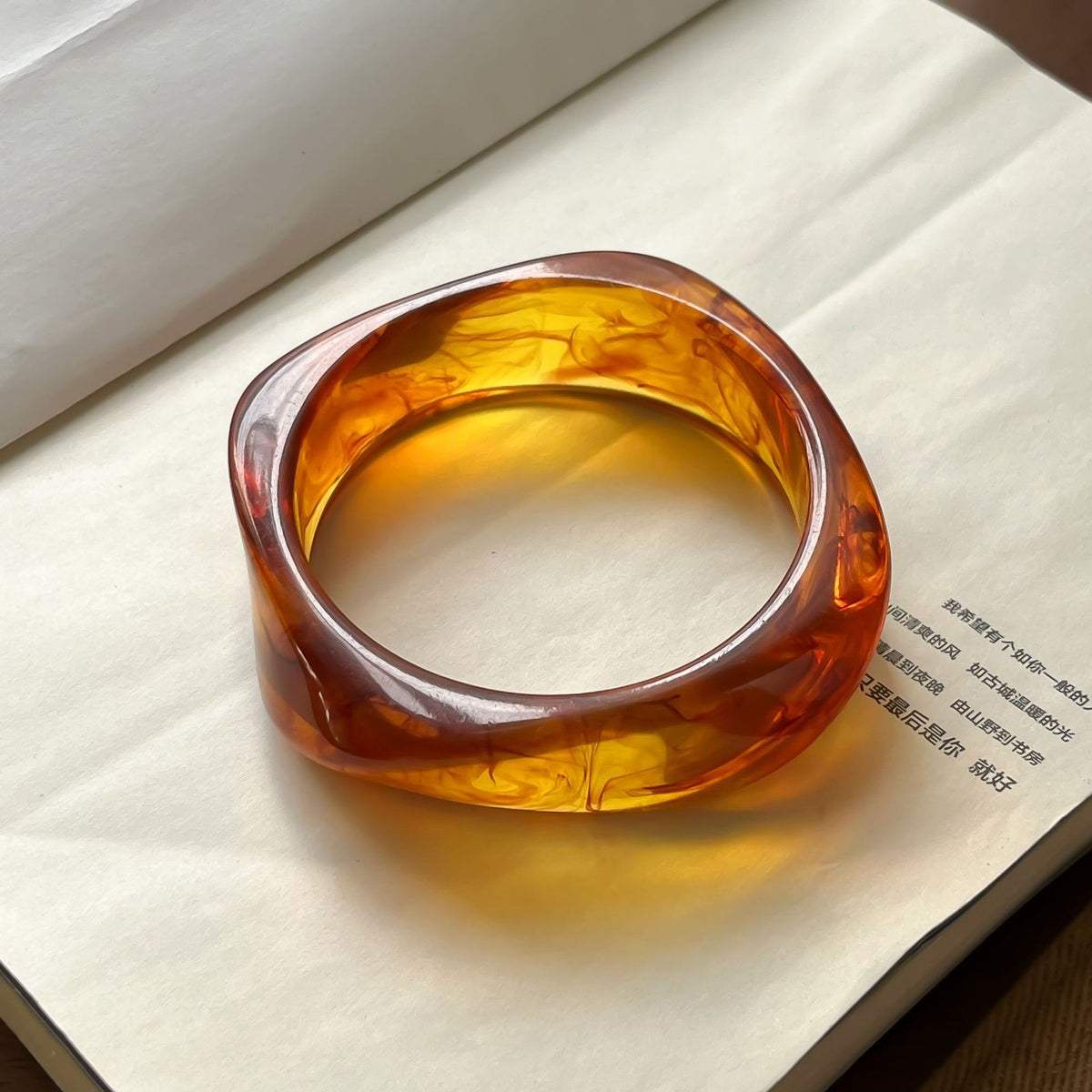Classy Marbled Geometric Resin Bangle Set