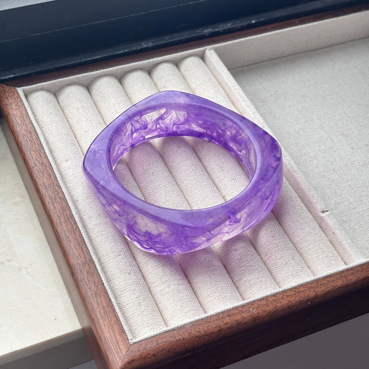 Classy Marbled Geometric Resin Bangle Set