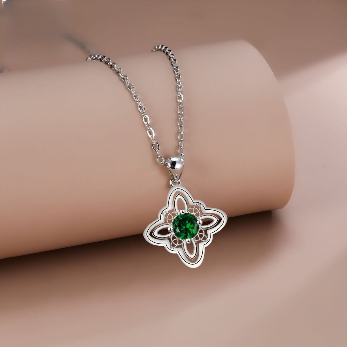 Elegant Four-Leaf Clover Pendant Necklace