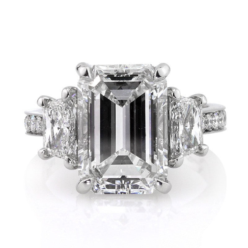 Classy Emerald Cut Zircon Ring