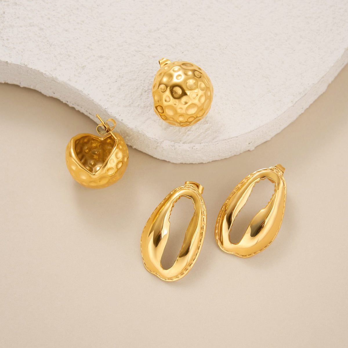 18k Elegant Geometric Oval Earring