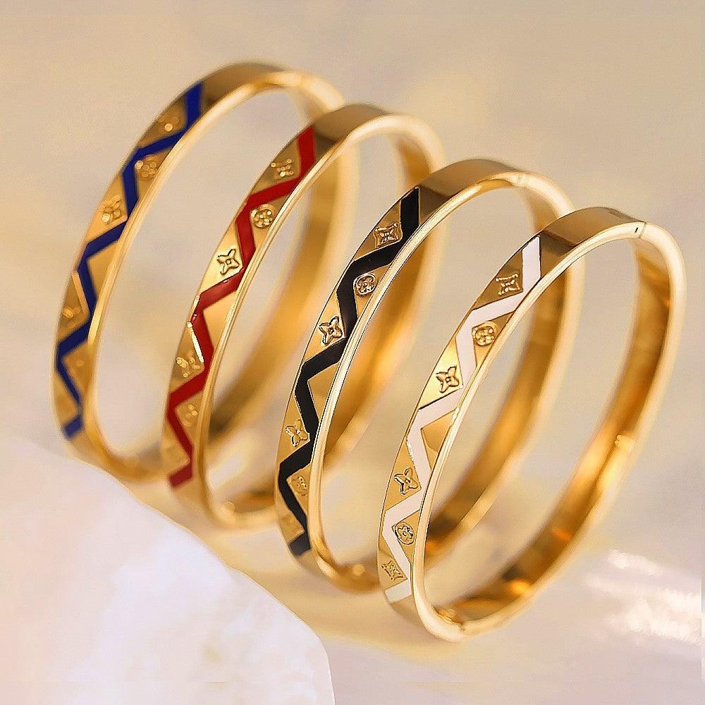 18k Classy Multicolor Geometric Bangle Set