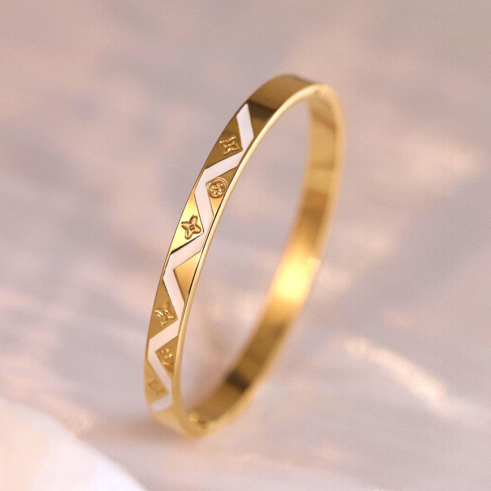 18k Classy Multicolor Geometric Bangle Set