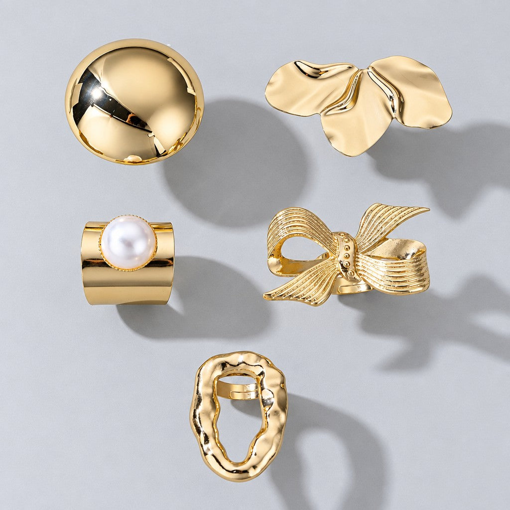 Classy Geometric Bow & Pearl Ring Set