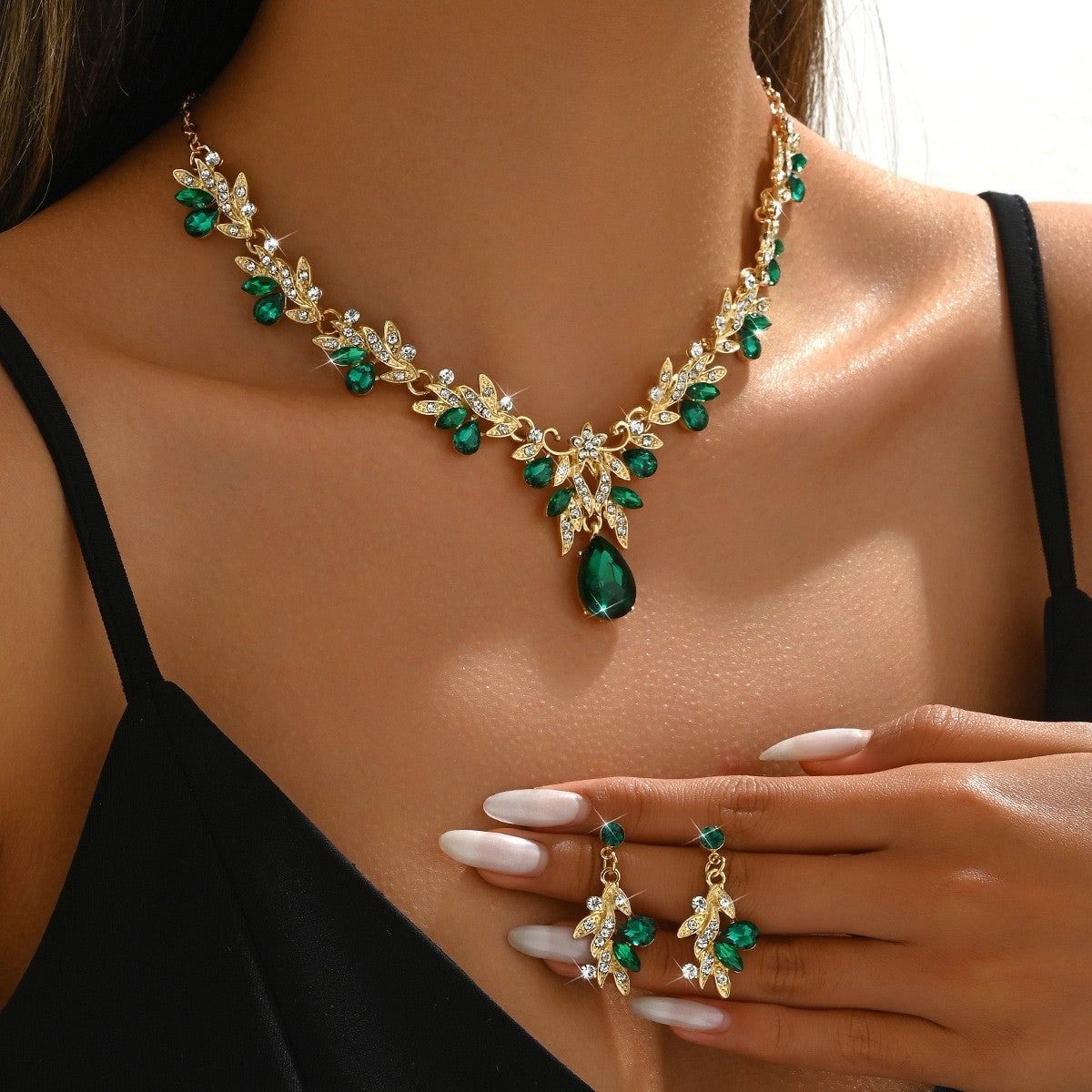 Elegant Emerald Teardrop Leaf Necklace & Earring Set