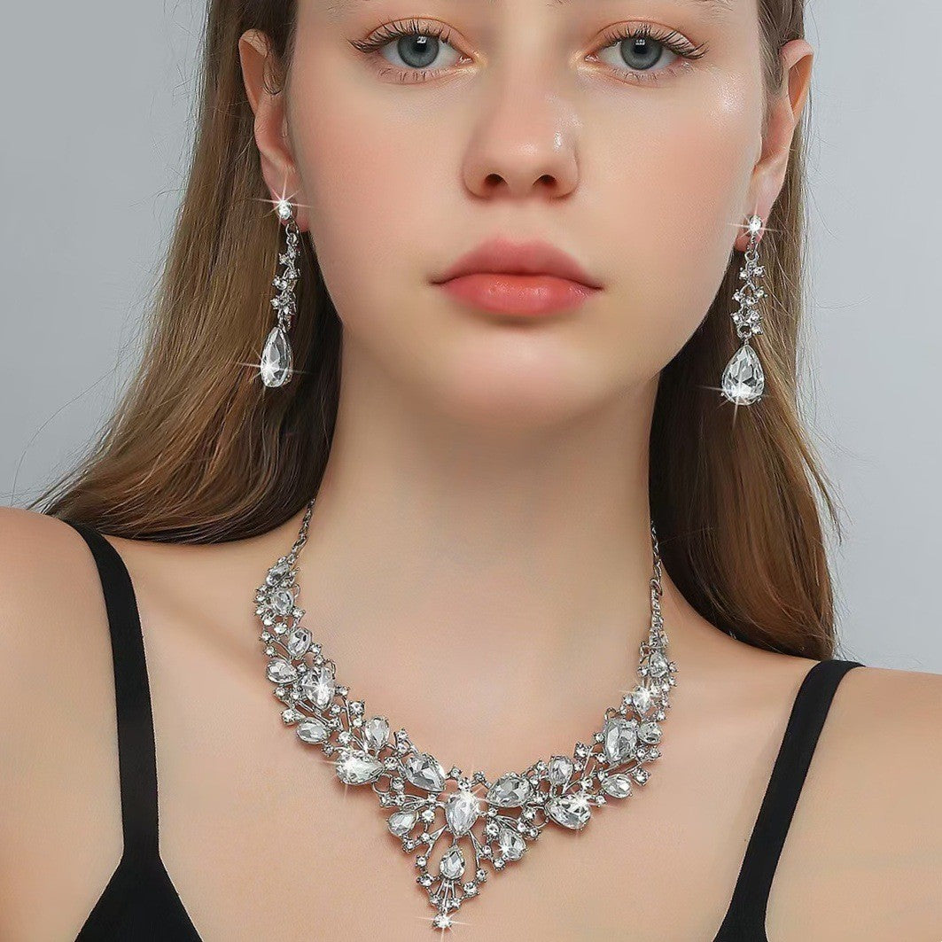 Elegant Teardrop Rhinestone Necklace & Earring Set