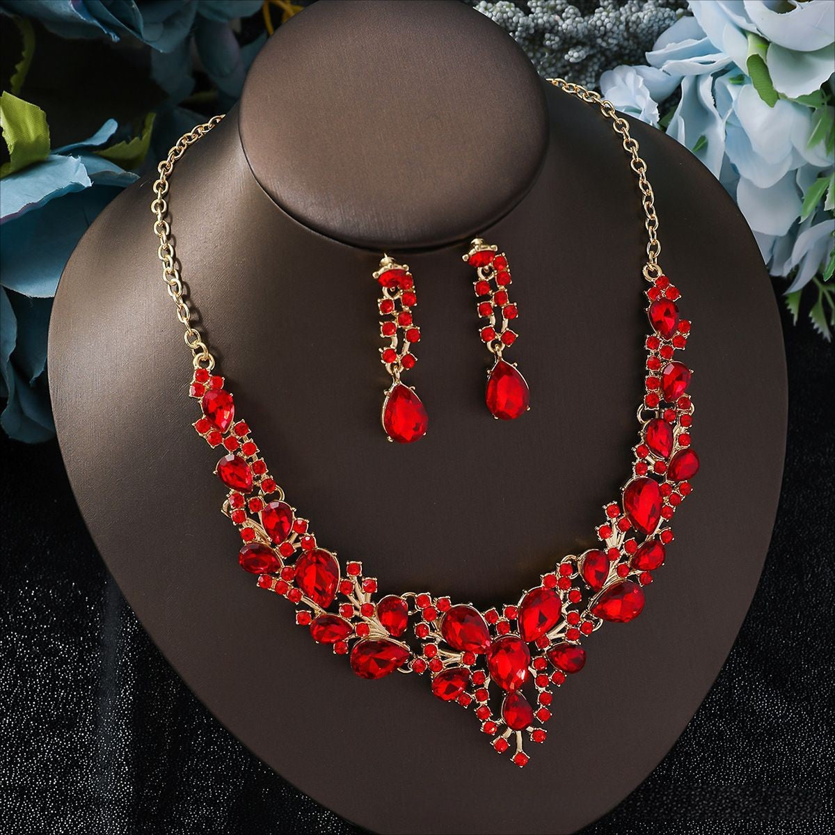 Elegant Teardrop Rhinestone Necklace & Earring Set