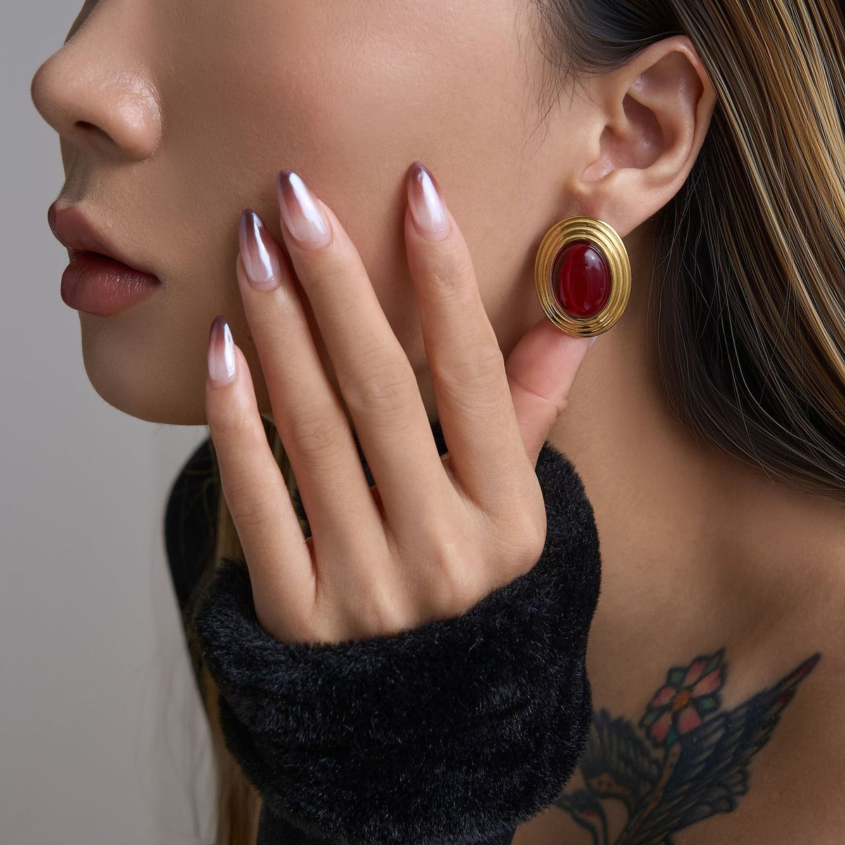 18k Classy Oval Gemstone Earring