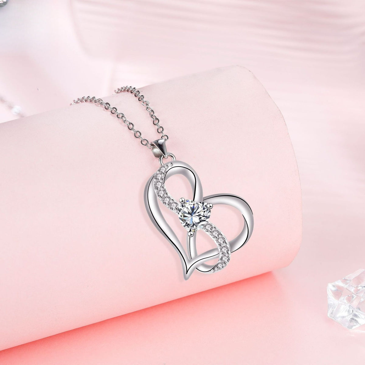 Romantic Interlocking Heart Pendant Necklace