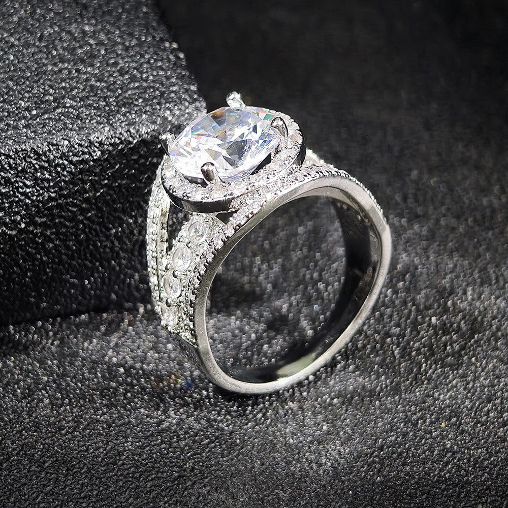 Classy Round Halo Zircon Statement Ring