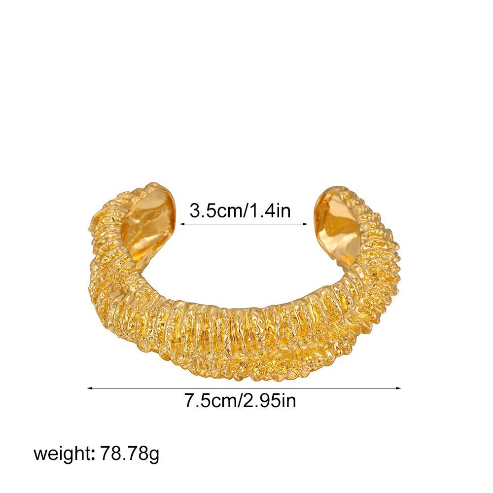 18k Vintage Ribbed Open Cuff Bracelet