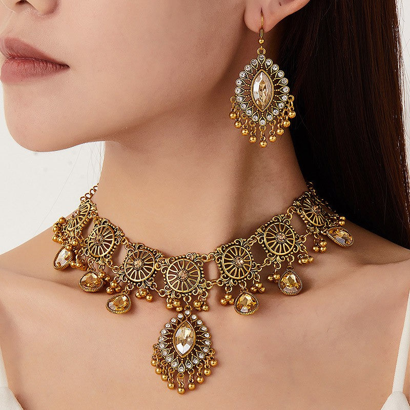 Boho Green Teardrop Necklace & Earring Set