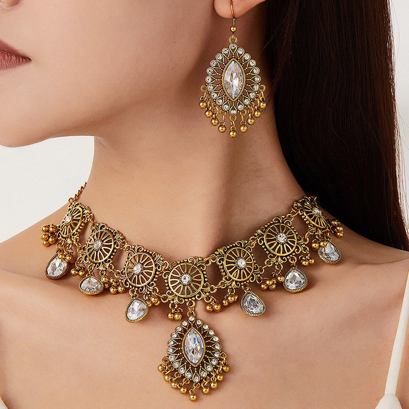 Boho Green Teardrop Necklace & Earring Set
