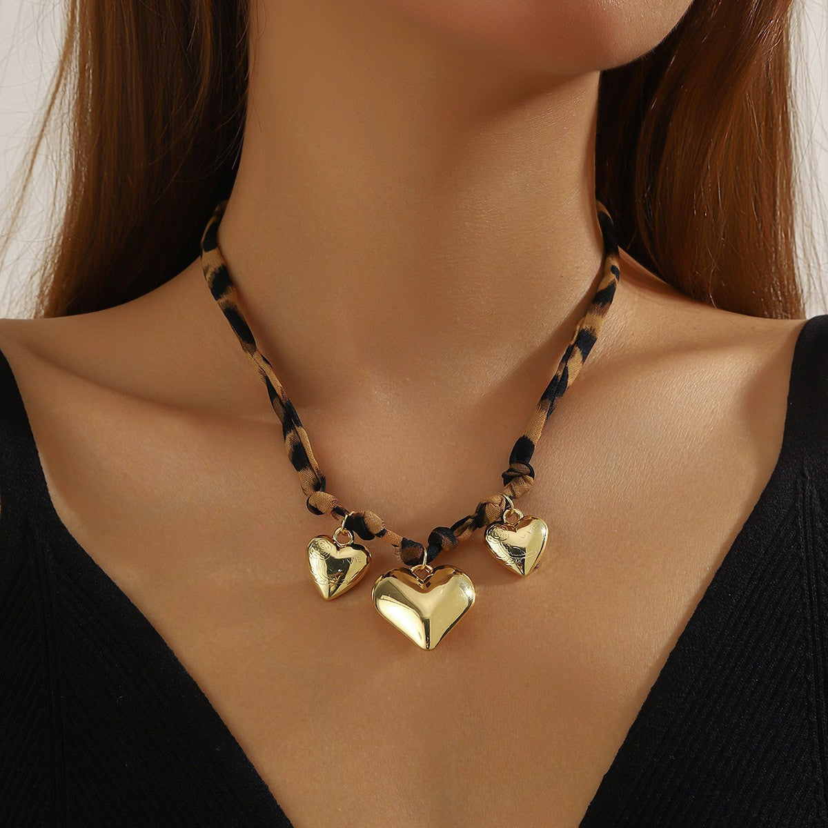 Classy Leopard Print Pearl Ribbon Necklace
