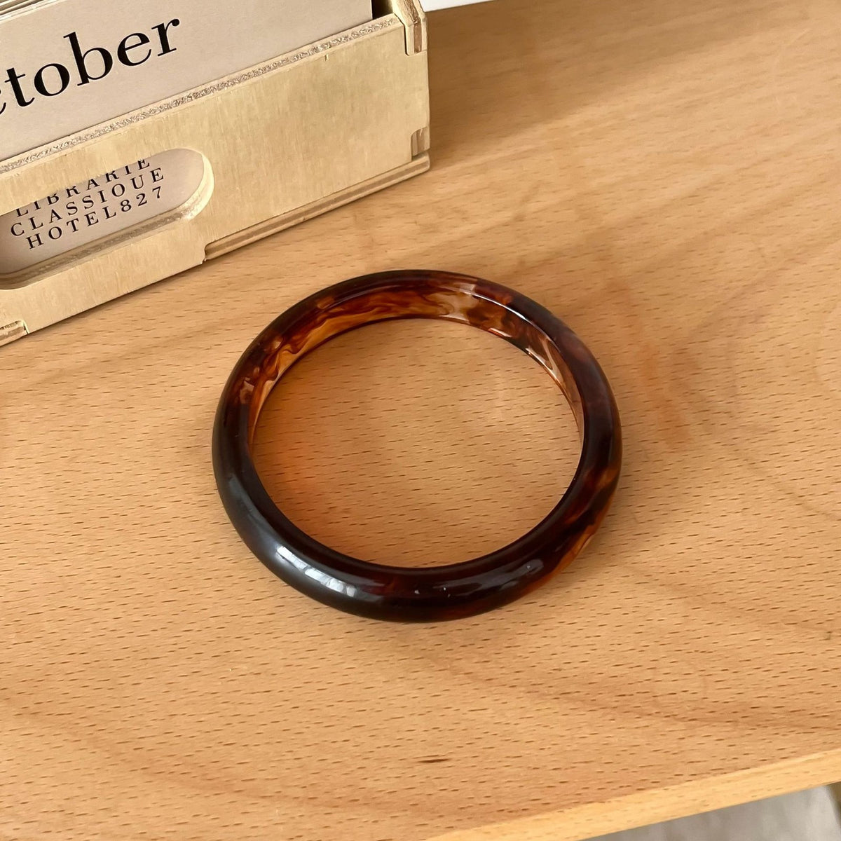 Classy Amber Marbled Resin Bangle Set