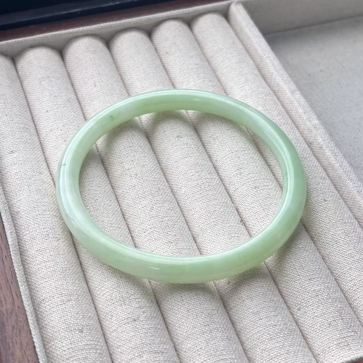 Classy Amber Marbled Resin Bangle Set