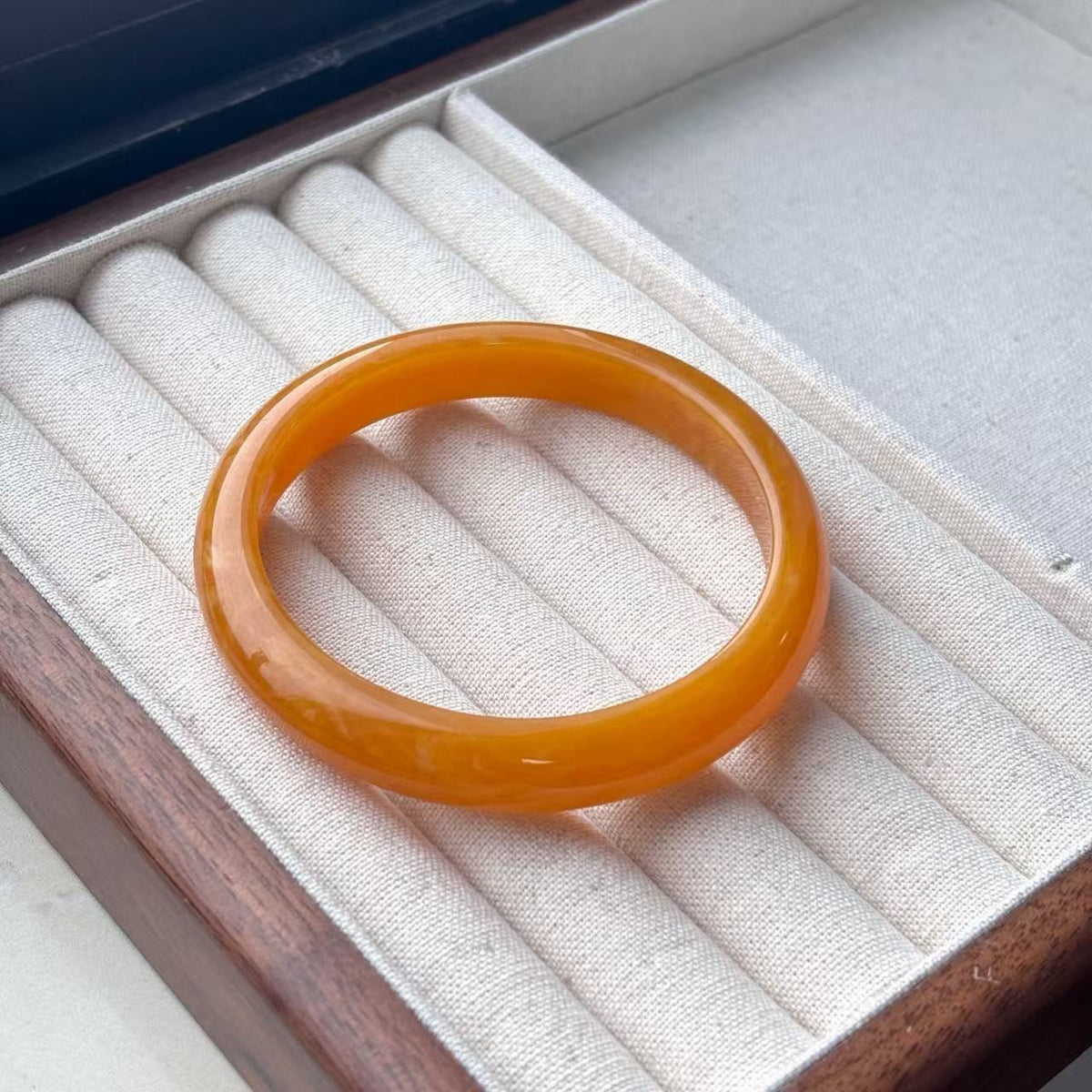 Classy Amber Marbled Resin Bangle Set