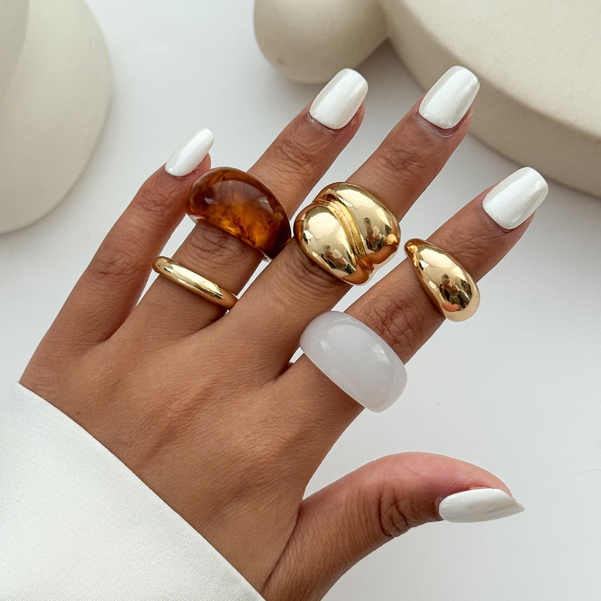 Classy Mixed Resin & Metal Ring Set