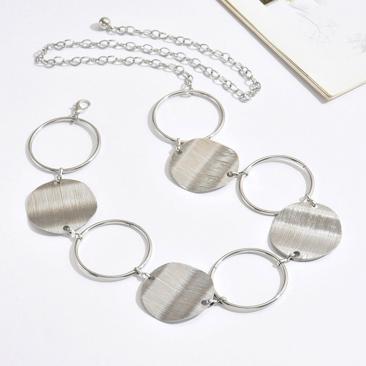Classy Geometric Disc Waist Chain