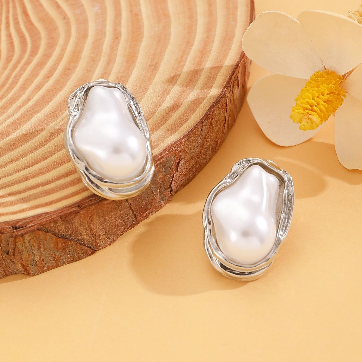 Classy Irregular Faux Pearl Necklace, Bracelet & Earring Set