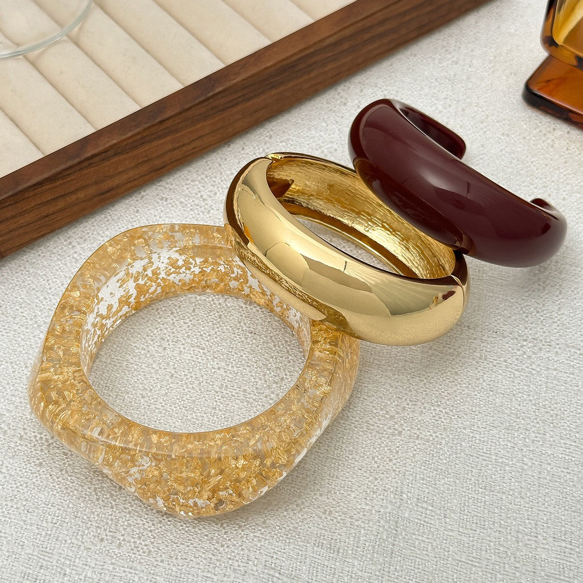 Classy Mixed Texture Acrylic Bangle Set