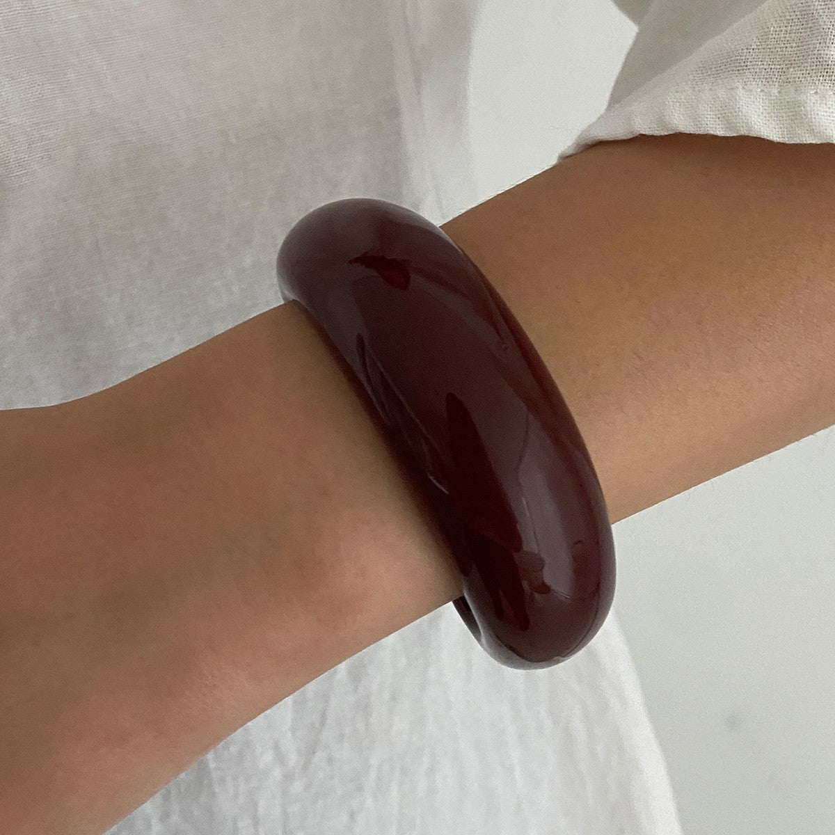 Classy Mixed Texture Acrylic Bangle Set