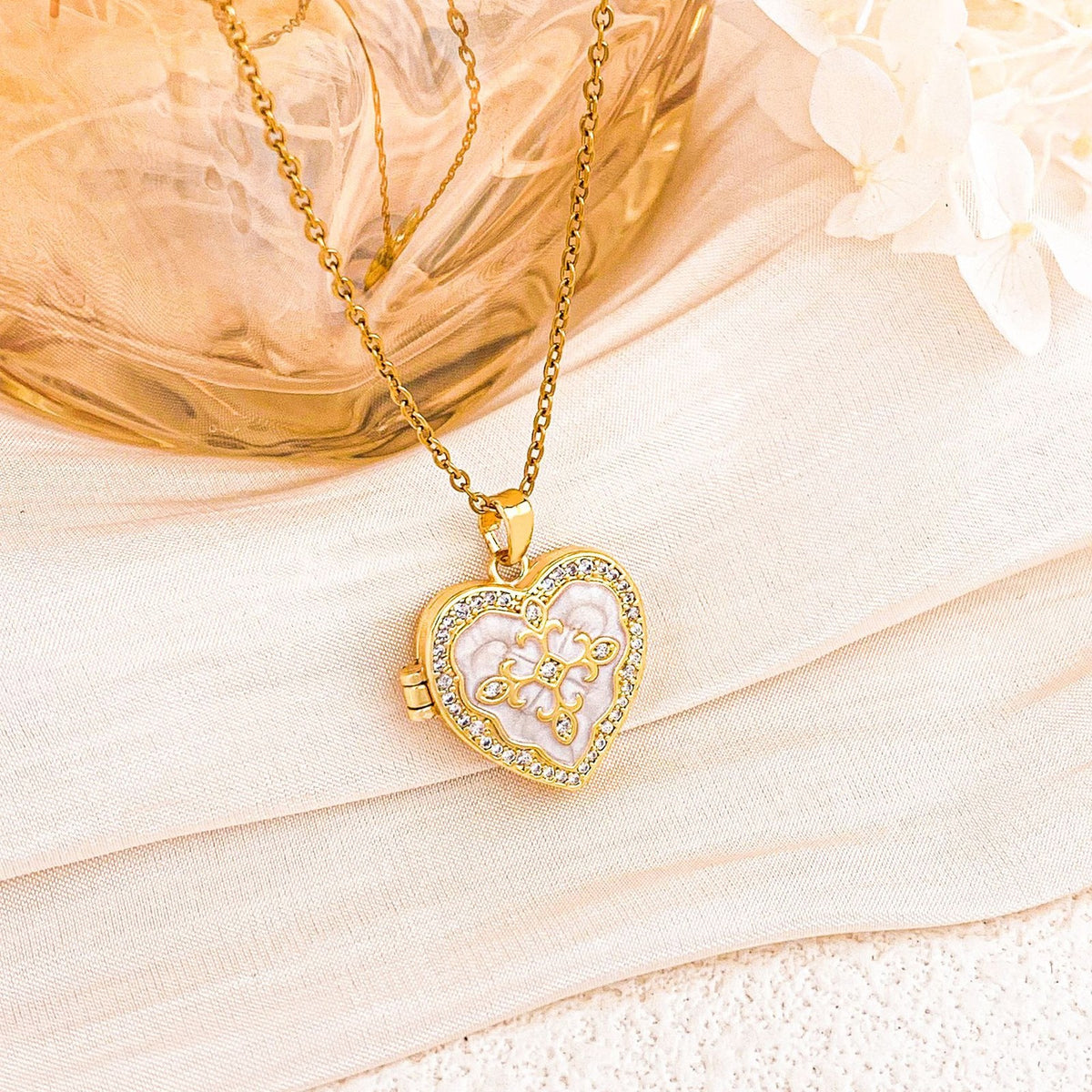 Romantic Enamel Photo Locket Necklace