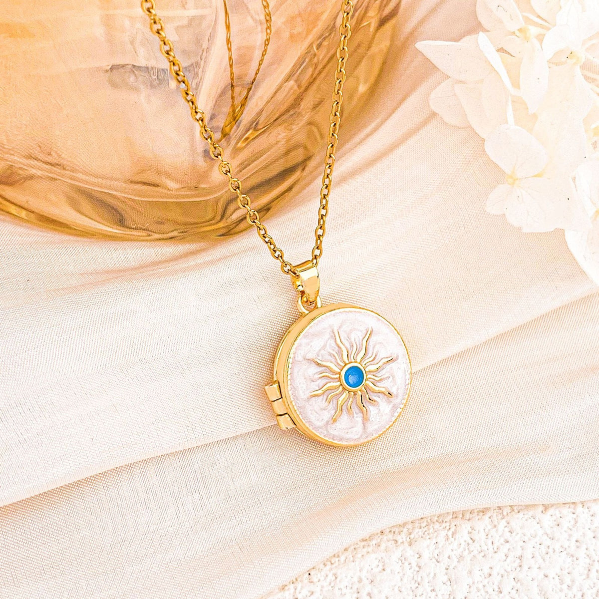 Romantic Enamel Photo Locket Necklace