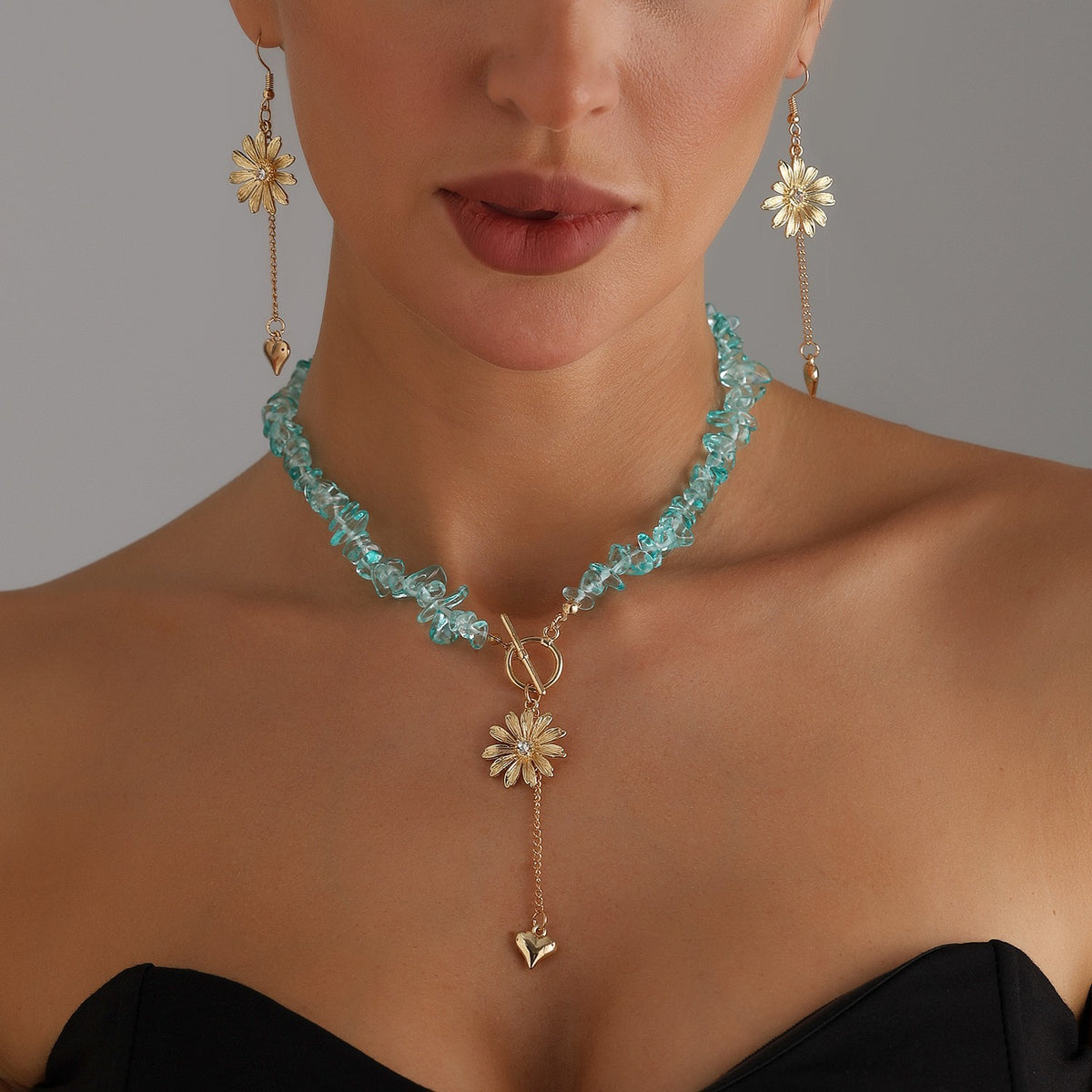 Romantic Aqua Beaded Daisy Necklace & Earring Set