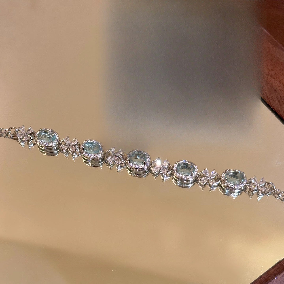 Dainty Blue Oval Floral Bracelet Set