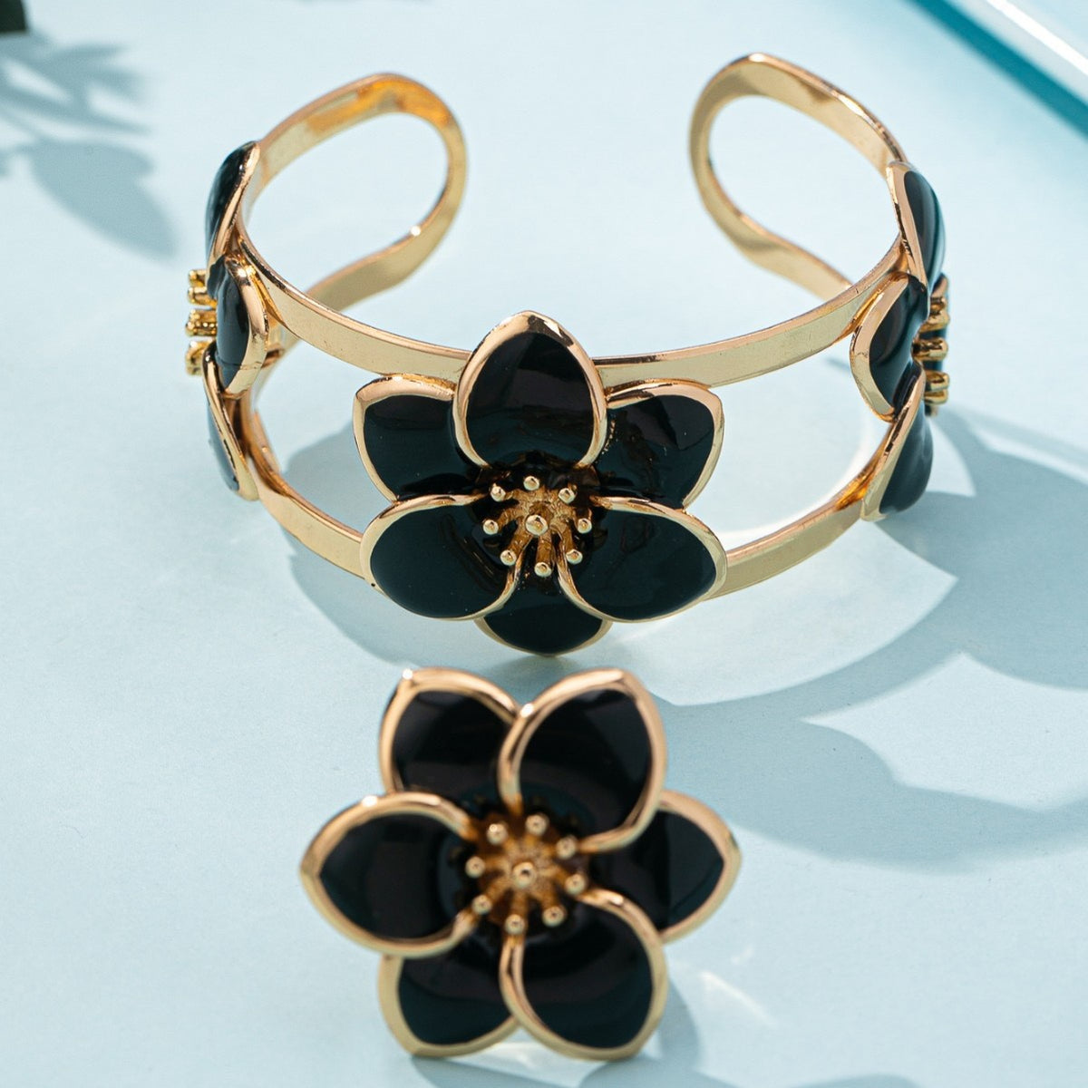 Romantic White Enamel Flower Ring & Bracelet Set