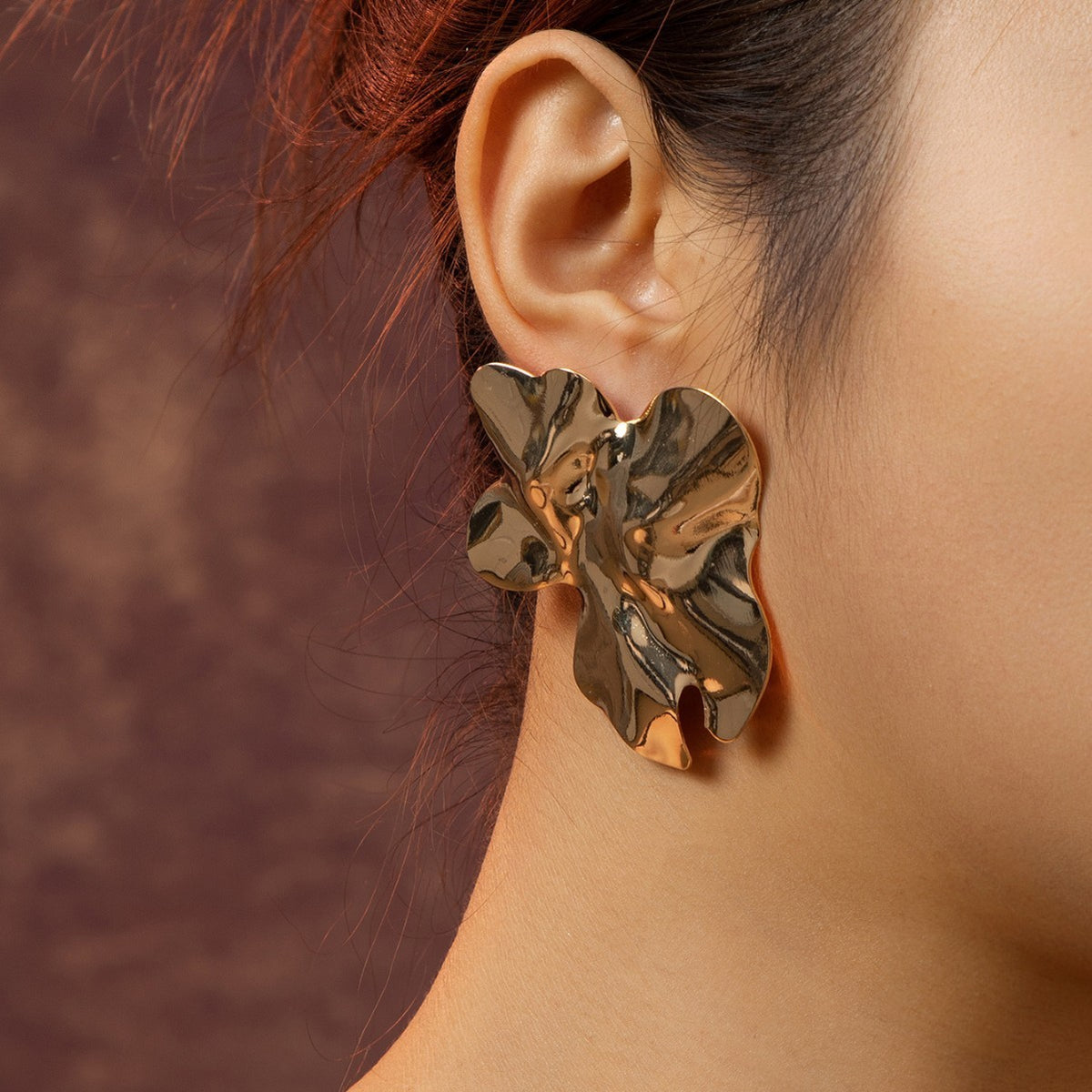 Classy Crumpled Geometric Stud Earrings