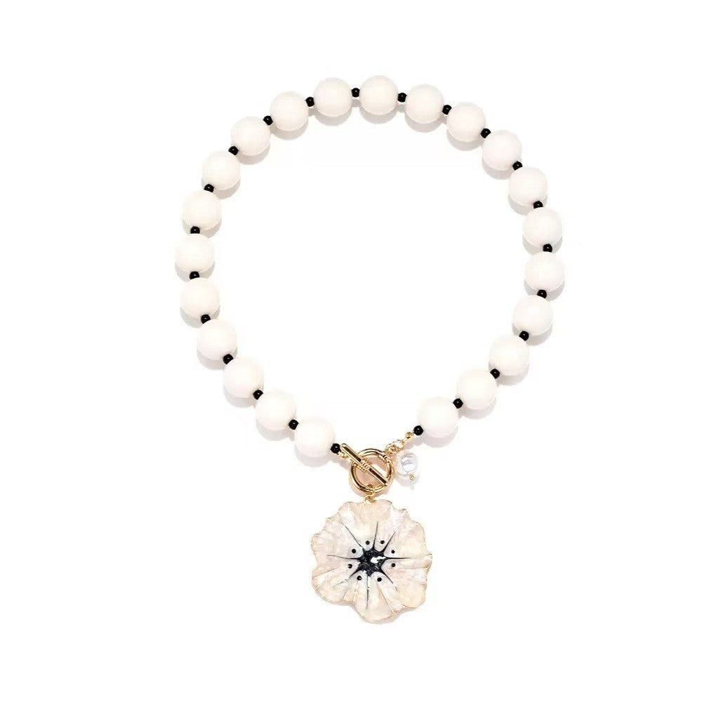 Romantic Resin Flower Beaded Necklace