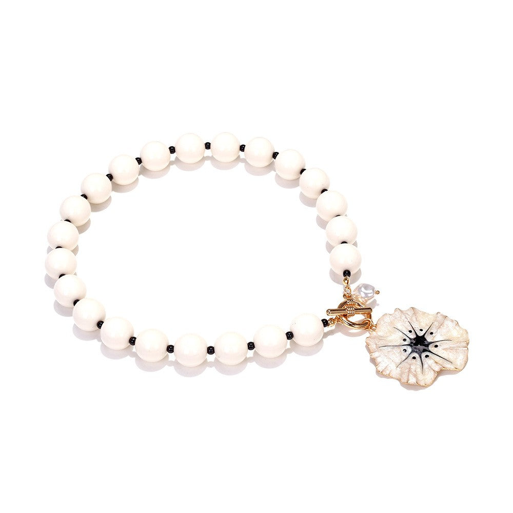 Romantic Resin Flower Beaded Necklace