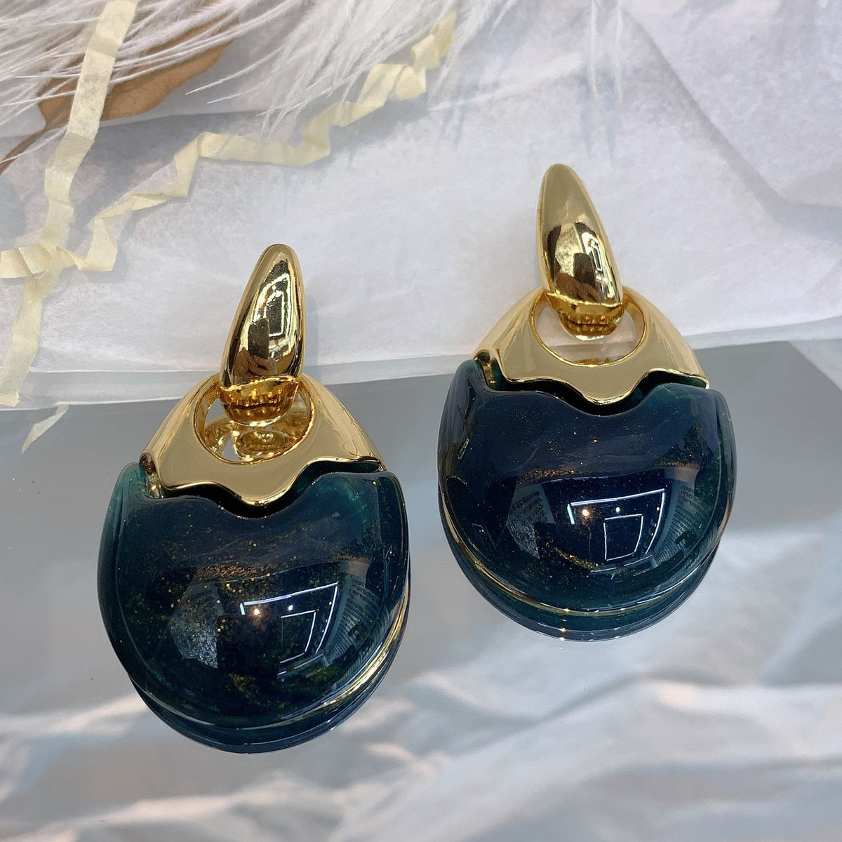 Vintage Geometric Resin Dangle Earrings