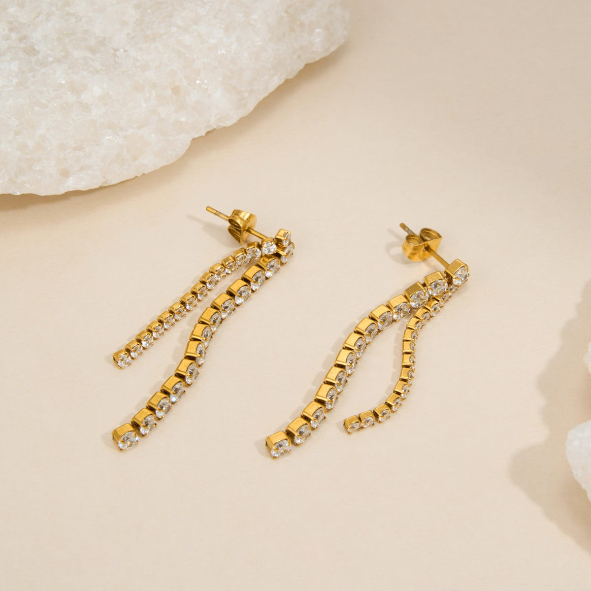 18k Classy Linear Rhinestone Drop Earrings