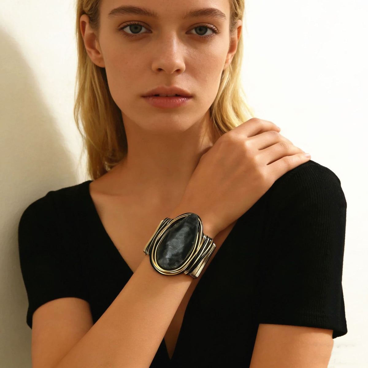 Classy Textured Resin Teardrop Cuff Bracelet