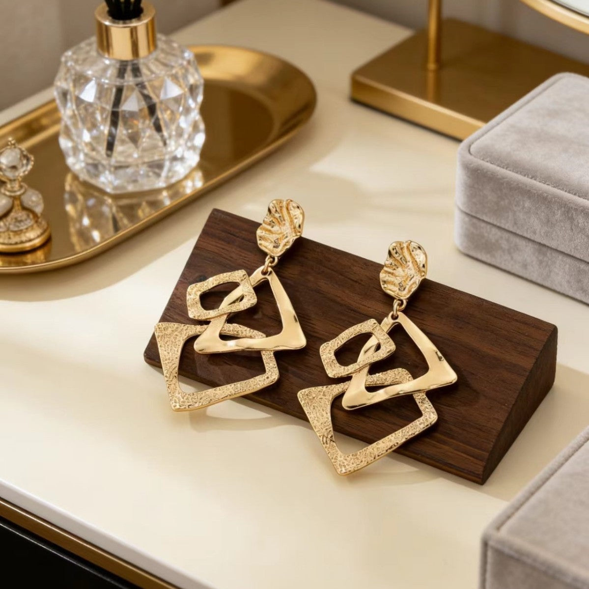 Classy Textured Geometric Dangle Earrings
